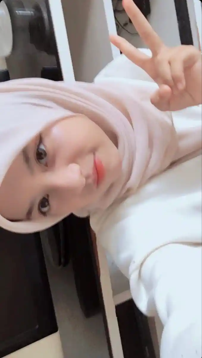 hijab-girl-dp-for-instagram hijab-girl-dp-for-instagram
