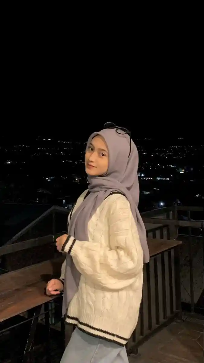 hijab-girl-dp hijab-girl-dp