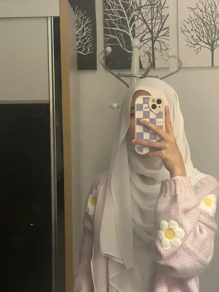 hijab-girl-pic hijab-girl-pic