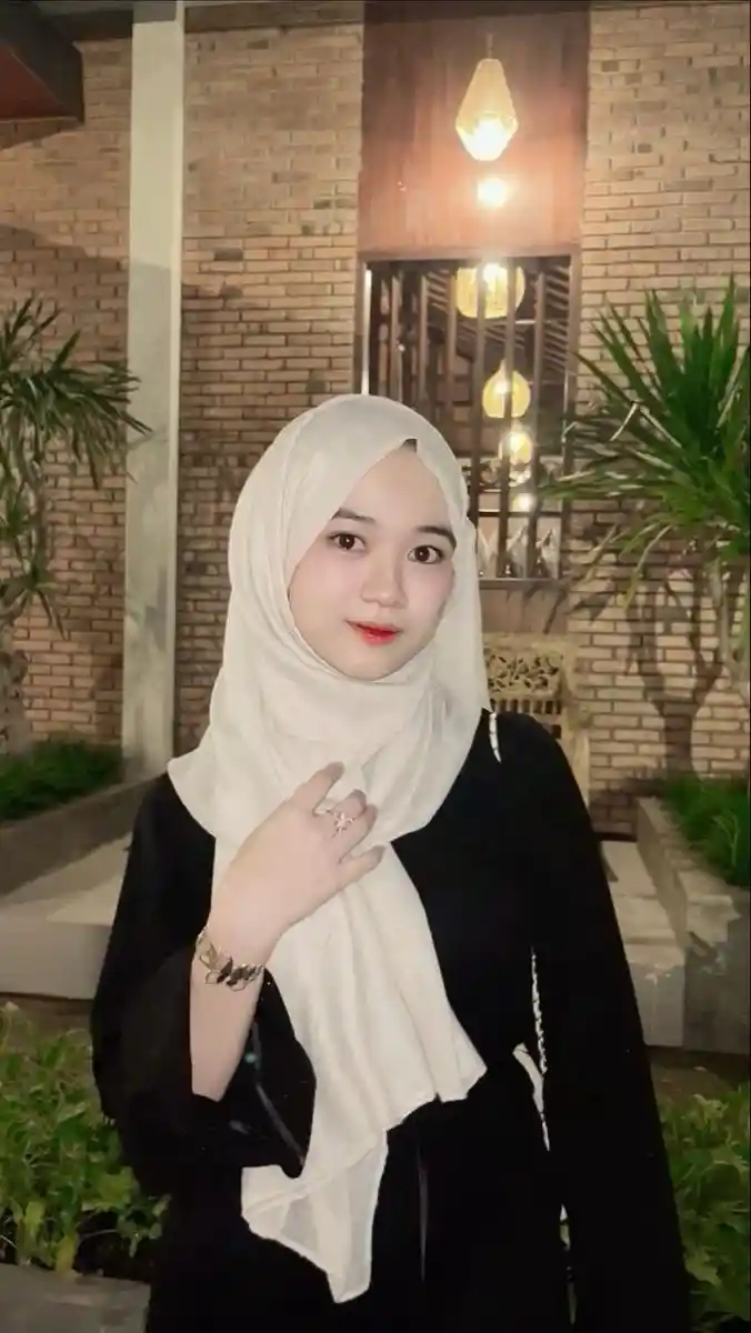 hijab-girl-pic hijab-girl-pic
