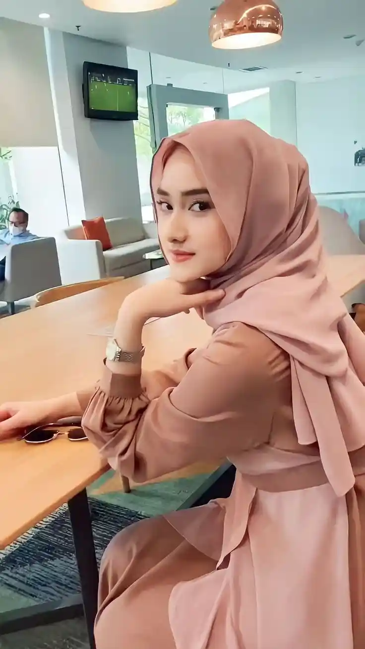instagram-cute-hijab-girl-dp instagram-cute-hijab-girl-dp