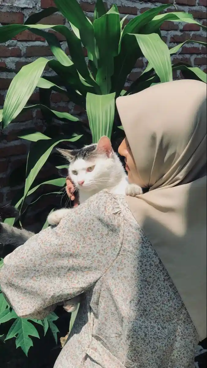 instagram-cute-hijab-girl-dp instagram-cute-hijab-girl-dp