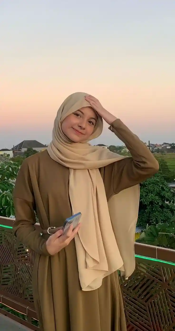 stylish-hijab-girl-dp stylish-hijab-girl-dp