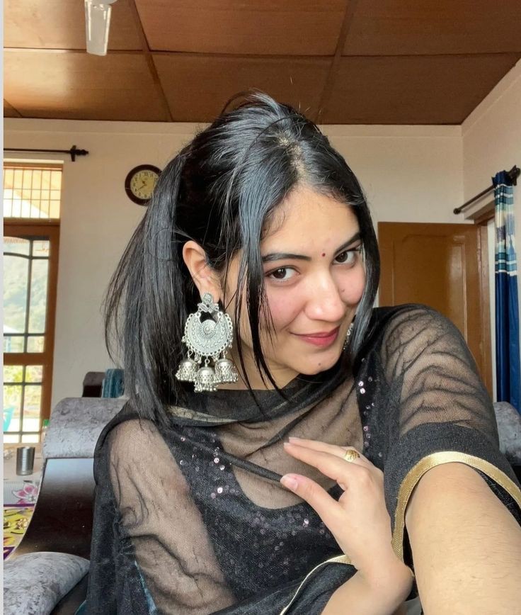 beautiful-cute-simple-girl-pic--years beautiful-cute-simple-girl-pic--years