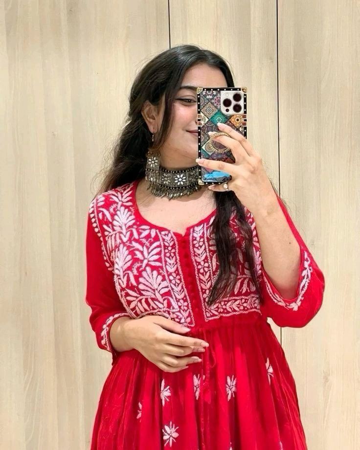 beautiful-selfie-stylish-cute-simple-girl-pic beautiful-selfie-stylish-cute-simple-girl-pic