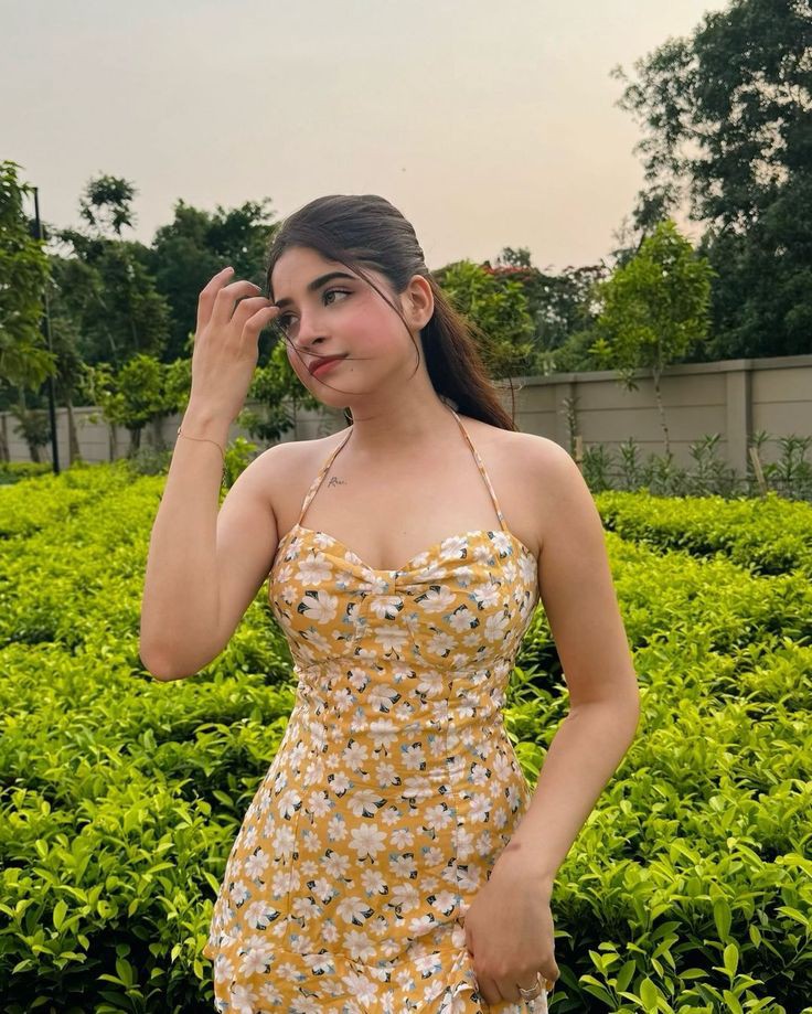 cute-girl-pic-for-dp-instagram-simple-attitude cute-girl-pic-for-dp-instagram-simple-attitude