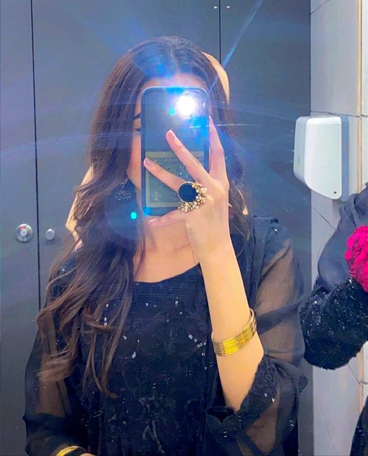 instagram-dp-for-girls-attitude-cartoon
