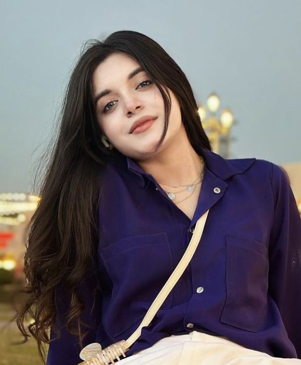 selfie-beautiful-cute-simple-girl-pic--years selfie-beautiful-cute-simple-girl-pic--years