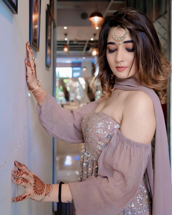 stylish-attitude-girls-dp
