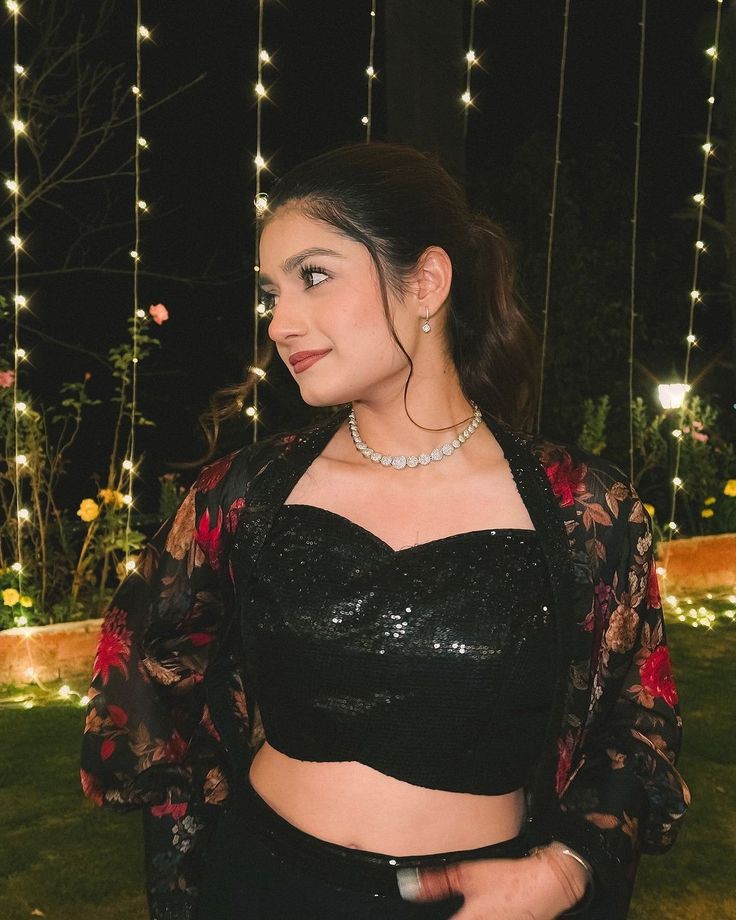 stylish-cute-simple-girl-pic stylish-cute-simple-girl-pic