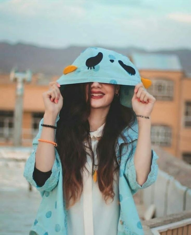 cute simple girl pic