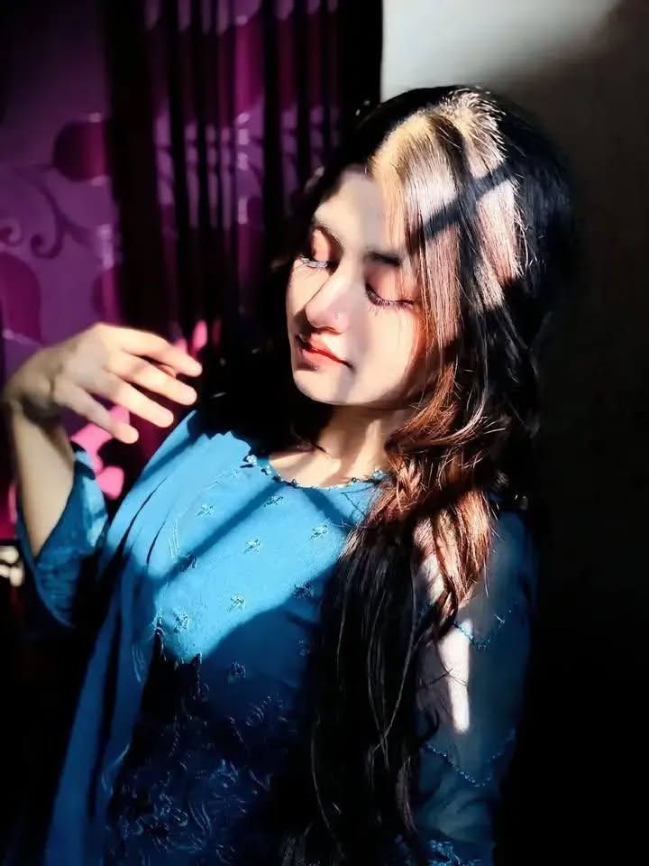 cute simple girl pic