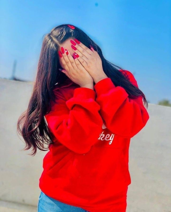 cute simple girl pic
