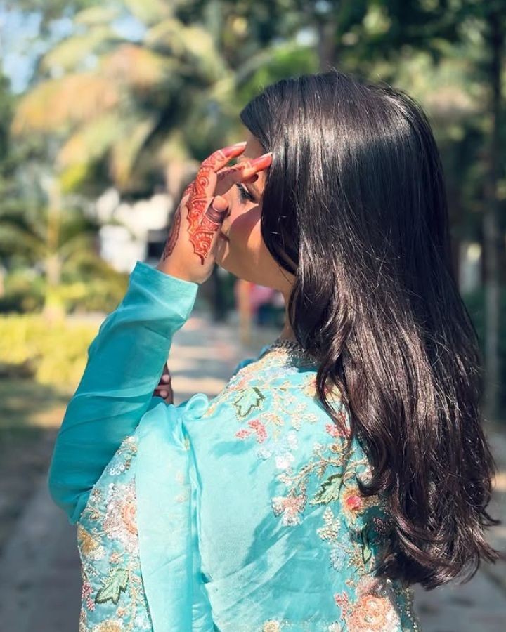cute simple girl pic